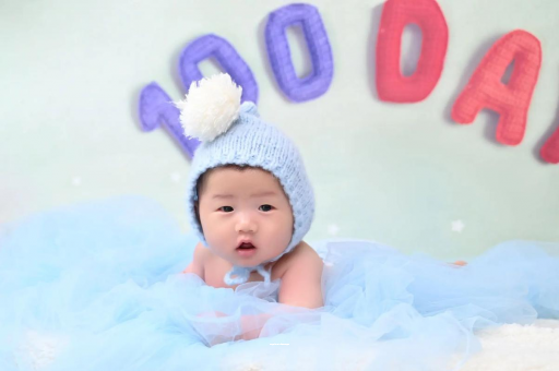 磐石四个月宝宝会翻身 磐石四个月宝宝会翻身